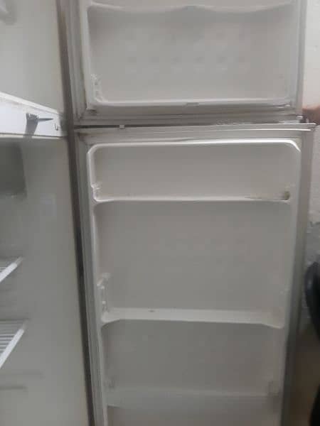 Dawlance Refrigerator is up for selling at a reasonable price 2