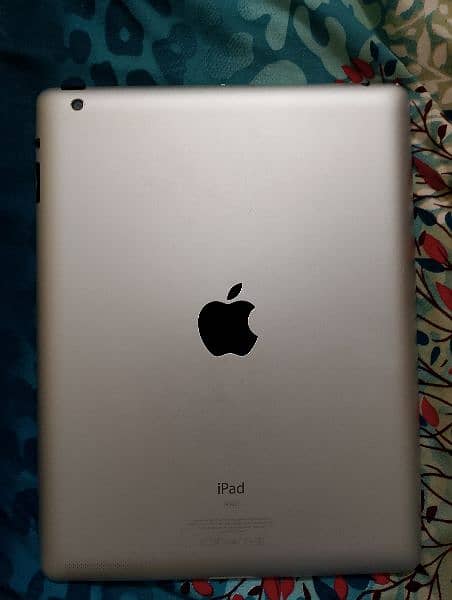 Apple ipad for sale in good condition 5