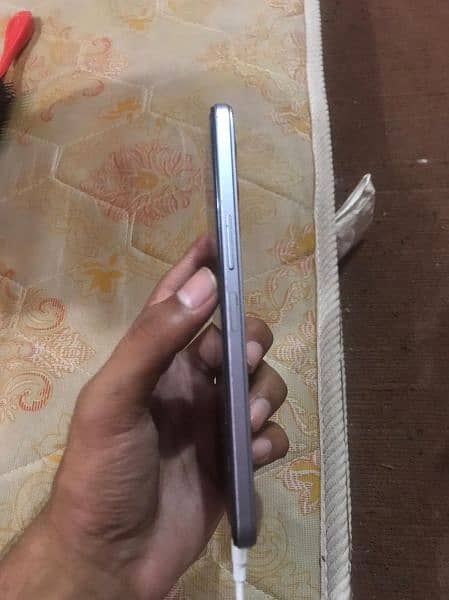 Infinix note 12 8 128 1