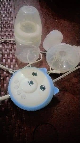 want to sale breast pump machine 1