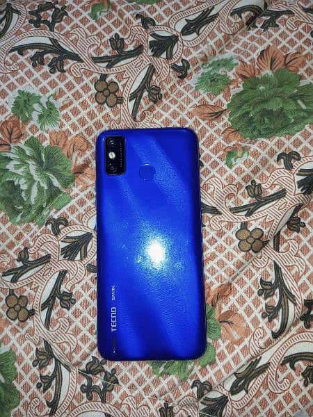 Tecno Spark 6 go 1