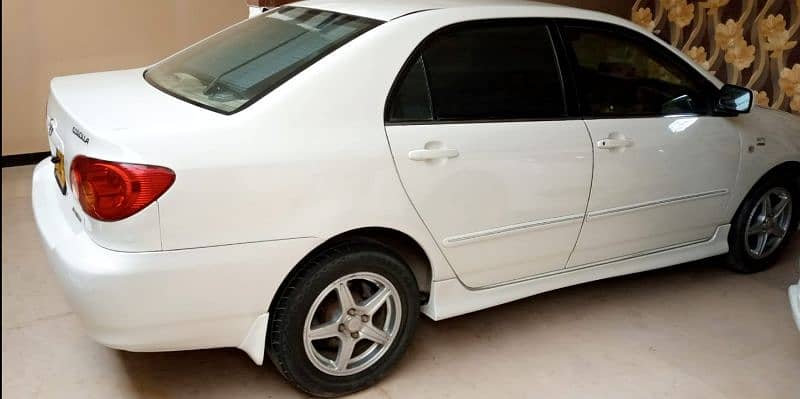 TOYOTA COROLLA SE-SALOON ( URGENT SALE ) 2