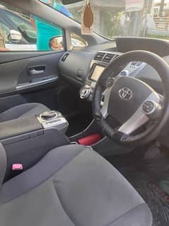 Toyota Prius Alpha 2014 0