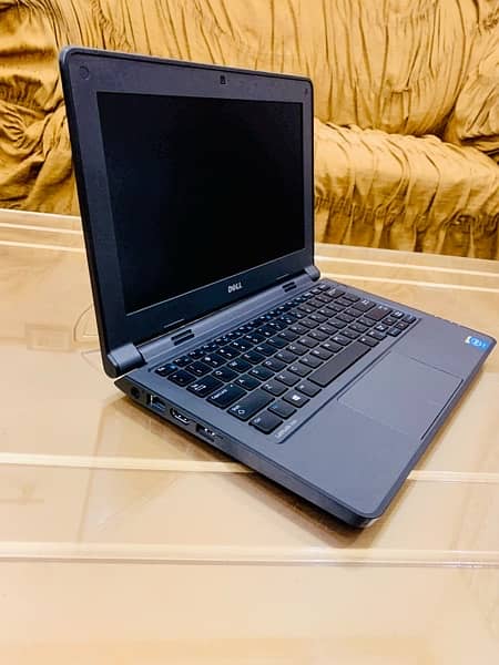 Dell Latitude 3150 8gb Ram 128gb SSD + 250gb HDD Window 10 1