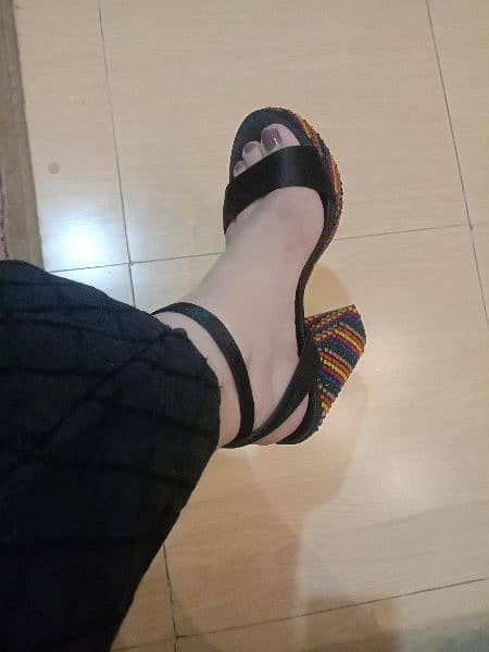 insignia bridal  foot wear  new heels 4