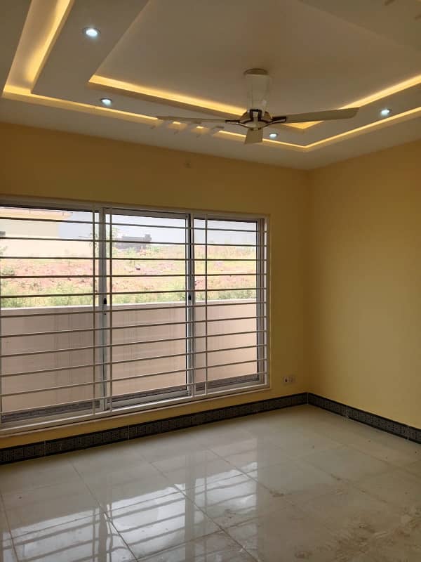 10 Marla double storey brand new house available for rent 8