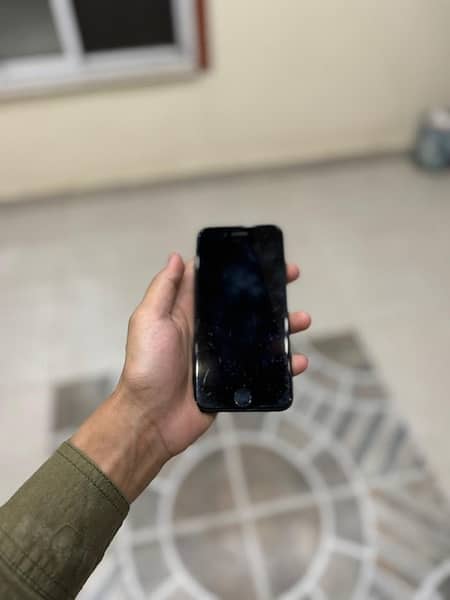 iPhone 7 non pta available in black Color 32gb 2