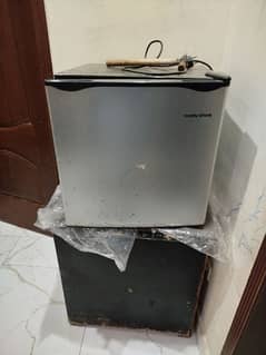 mini fridge for sale 03005451659