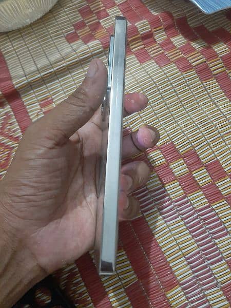 infinix note 40 only one month used like full lush mobile 10/10 4