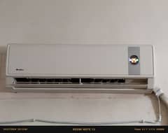 Gree Non-Inverter Air Conditioner 1 Ton