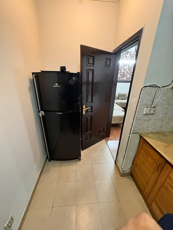 1 Bedroom Fully furnished Apartment available for rent in F11 10