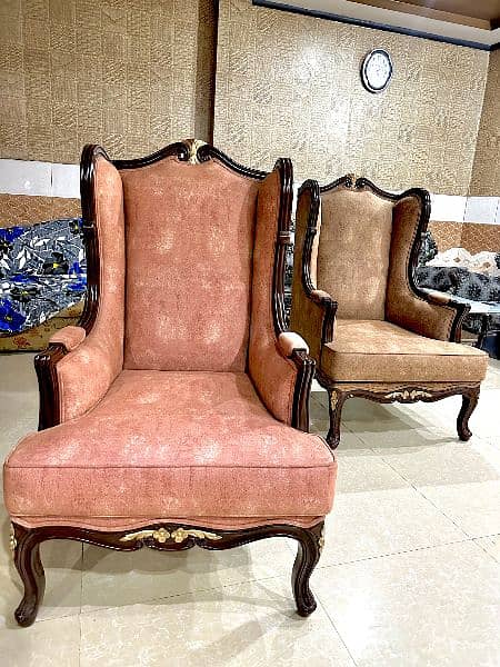 royal chairs  new condition without scratch less chairs 0