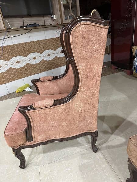 royal chairs  new condition without scratch less chairs 6