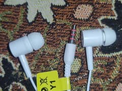 lot wali handfree in low price cheap earphone including mic