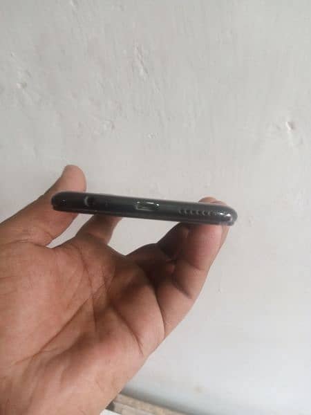 infinix s5 10\10 box sat ha battery time boht acha ha 03055402824 1