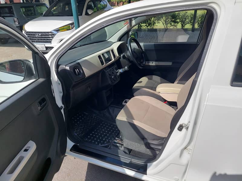 Suzuki Alto 2023 VXL AGS Full Options 5