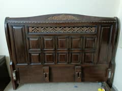King Size Bed Set Solid Wood Heavy in Good condition