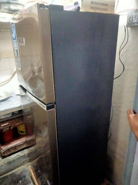 9173 WB medium size Dawlance fridge Chrome 4