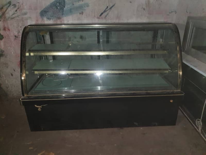 Pizza Machine and Food Counter for Sale 3