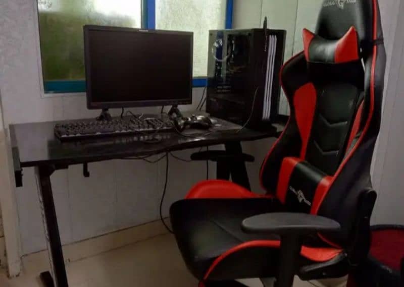 COMPLETE GAMING SETUP FOR SALE WITH GAMING CHAIR AND TABLE 0