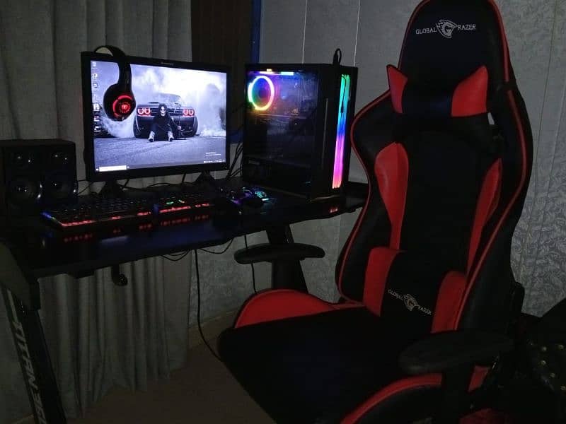 COMPLETE GAMING SETUP FOR SALE WITH GAMING CHAIR AND TABLE 1