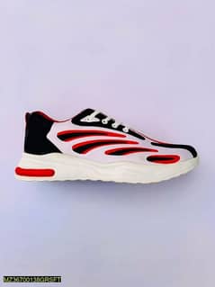 Comfortable sports shoes