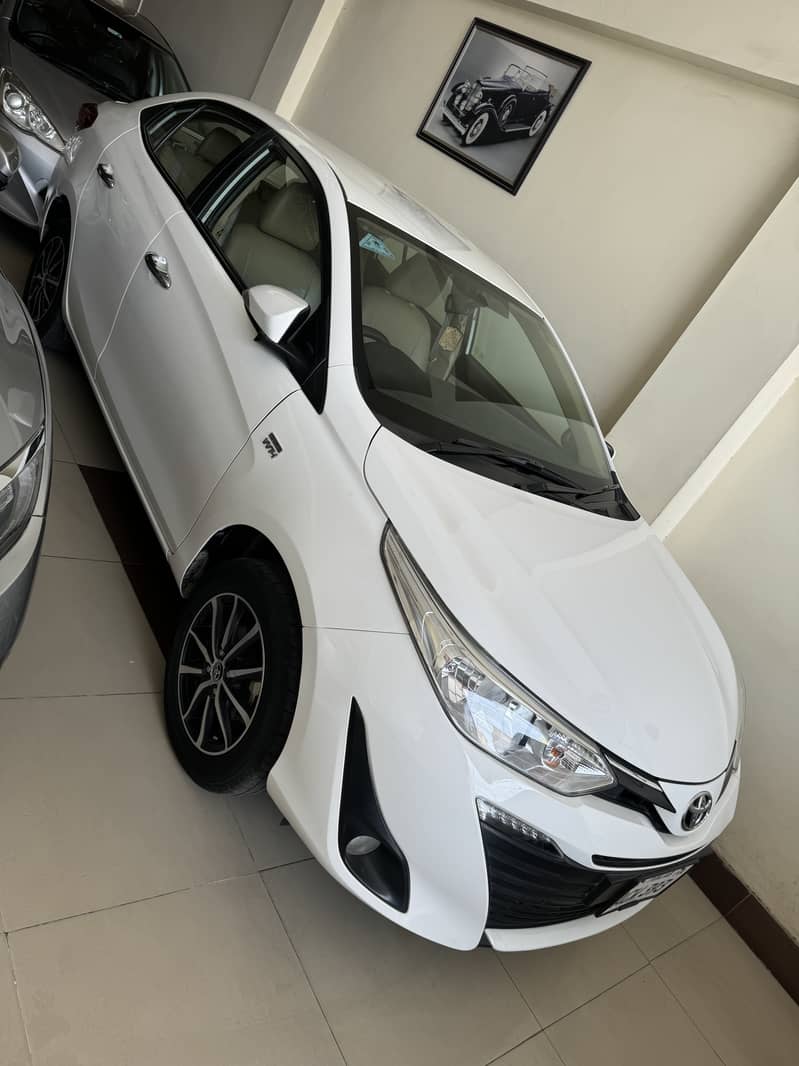 Toyota Yaris 2021 1.5 full option 1