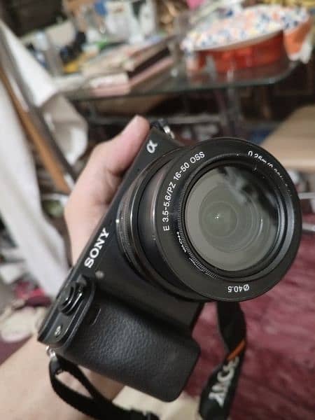 Sony A6400 just like brand new 0