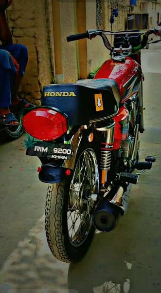 Honda 125 all ok bike hay koi masla ni Rawalpindi number hy 0