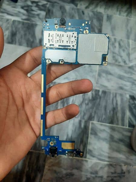 honor 7c board 1