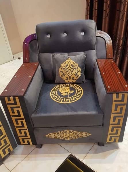 new latest design sofa   3 2 and 1 best price for all Lahore mambers 2
