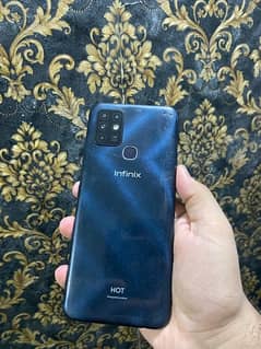 Infinix hot10 4/64gb