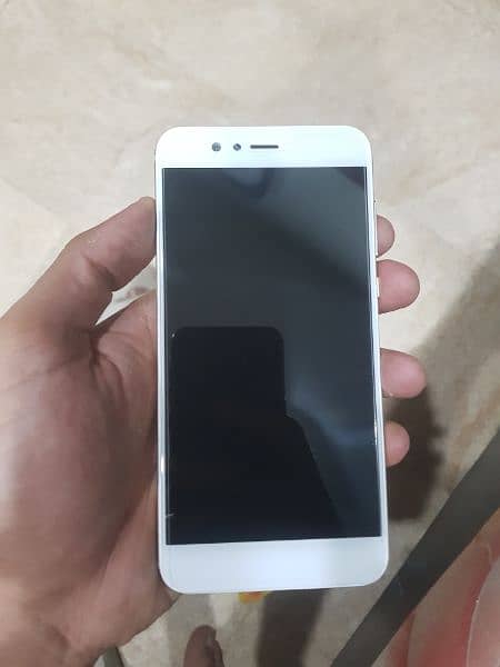 Huawei nova 2 plus 0