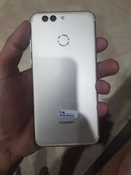 Huawei nova 2 plus 3