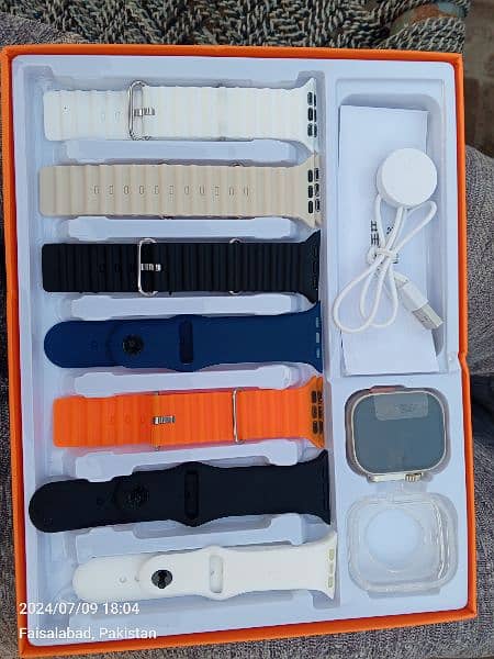 7 straps watch with original box 1