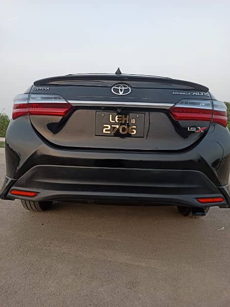 Toyota Corolla GLI 2018 model 12