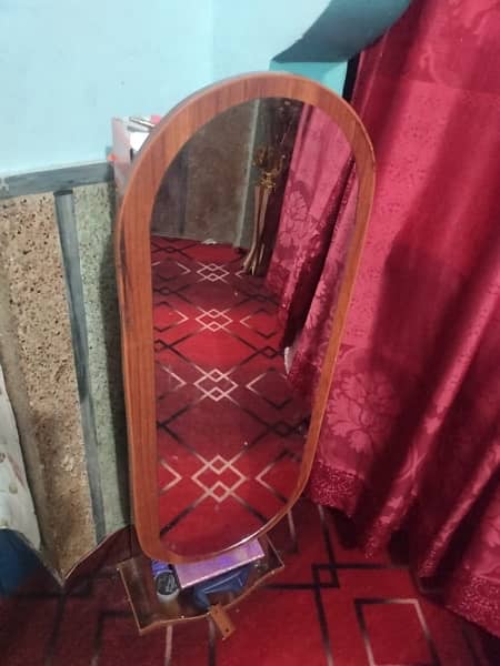 Mackup almari good condition 3