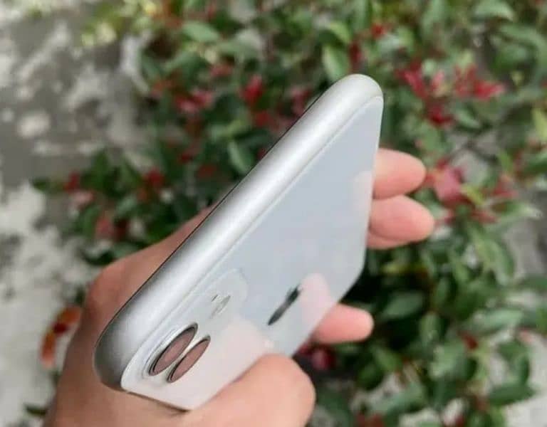 Iphone 11  Non pta Jv   89health  64Gb  waterpack Condition 10/10 1