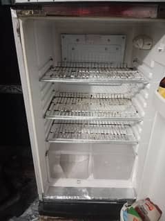 Refrigerator 0