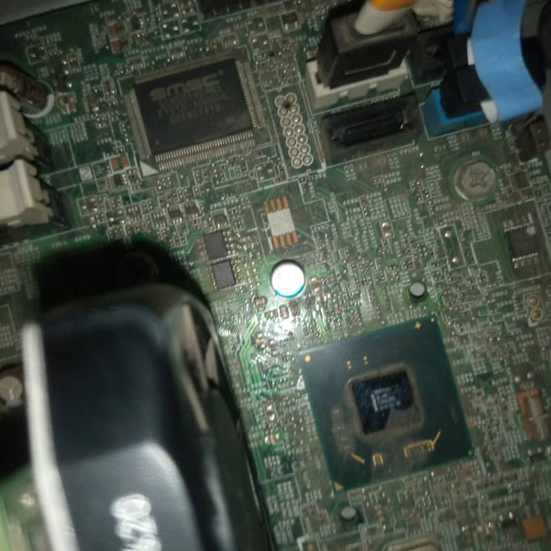 H61 mother Board with g840 and fan 1