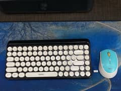 Remax Wireless Keyboard and Mouse 2.4GHZ XII-MK802