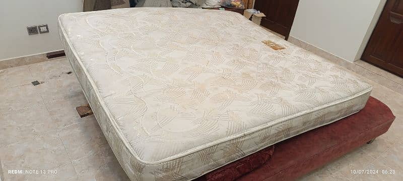 size 1  bed with spring 8 inch mattress with 2 big side tables 2