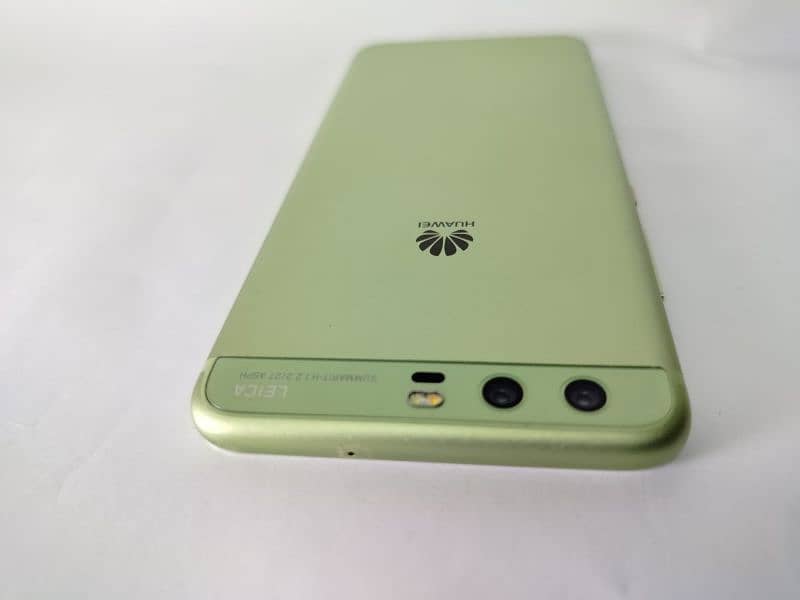 Huawei p10 plus Dual sim pta approved / urgent sale 2