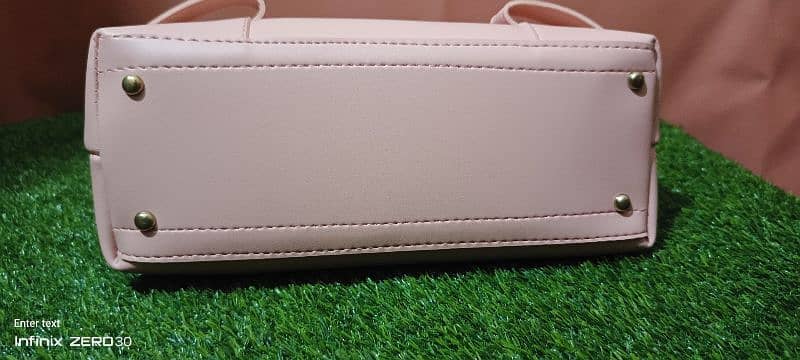 Ladies hand bag 1