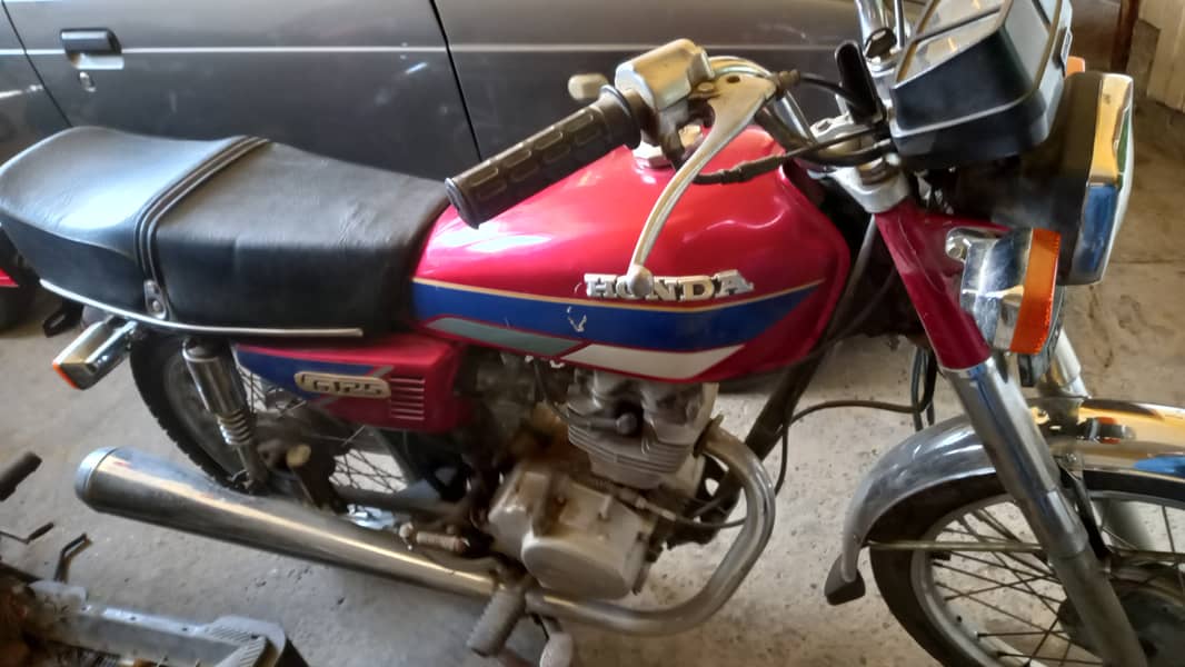 Honda CG 125 1988 3