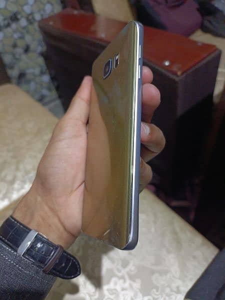 Galaxy Note 5 4/32 very good conidion not repair only shaded panel 4