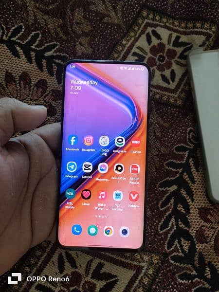 8+3=256 farant carak bak carak aur shaid ha OnePlus 7 pro 3