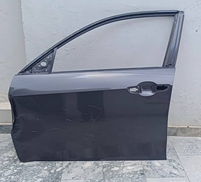 Honda Civic 2018 left door geniune 0