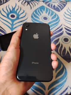 iPhone XR  10/10  64gb  JV  2 months SIM