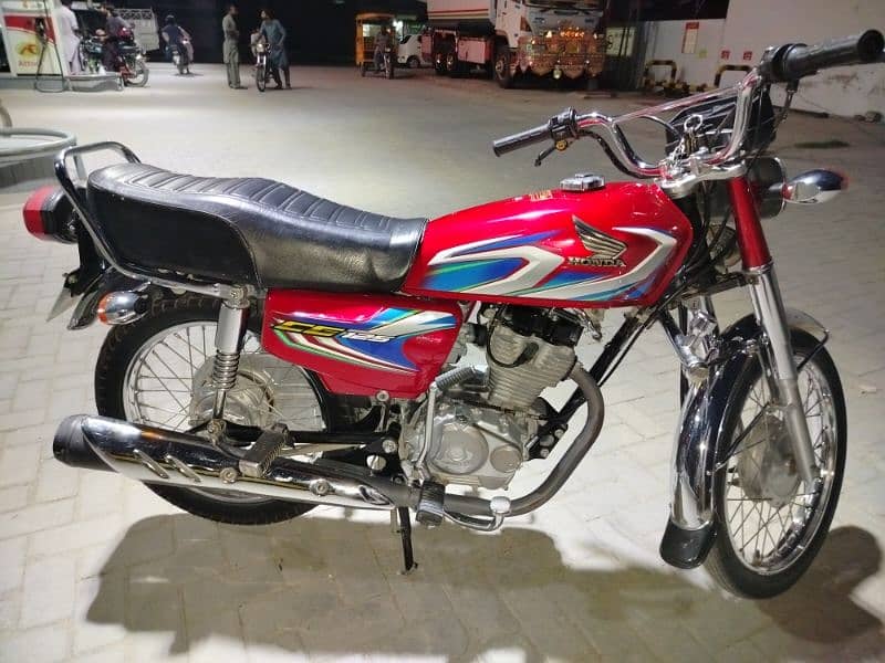 Honda 125 2022 3